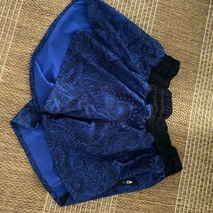 Lululemon tracker shorts size 6